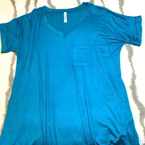 ‼️ 2 for $20 ‼️ Beeuniq XL aqua top